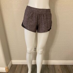 Lululemon Hotty Hot Shorts Tall Size 4 No Stains W7ATLT